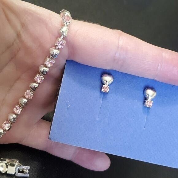 Avon silver tone pink heart earrings and bracelet - Picture 10 of 10